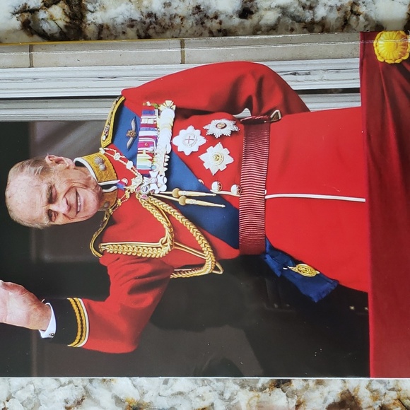 People Prince Philip Comemorative Edition - Picture 3 of 3